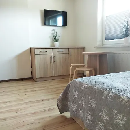 Проживание в семье Goscinne Bartek *